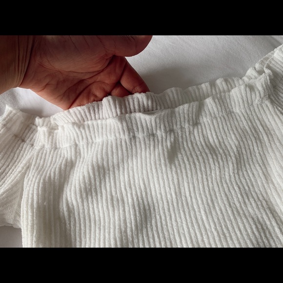 White Ribbed Long Sleeve Crop Top - Picture 3 of 3